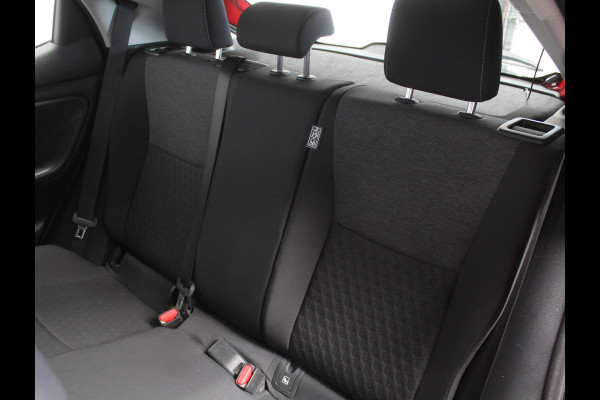 Toyota Yaris 1.5 Hybrid 115 Active CLIMATE | ADAPCRUISE | CARPLAY | DAB | LED | CAMERA | ISOFIX