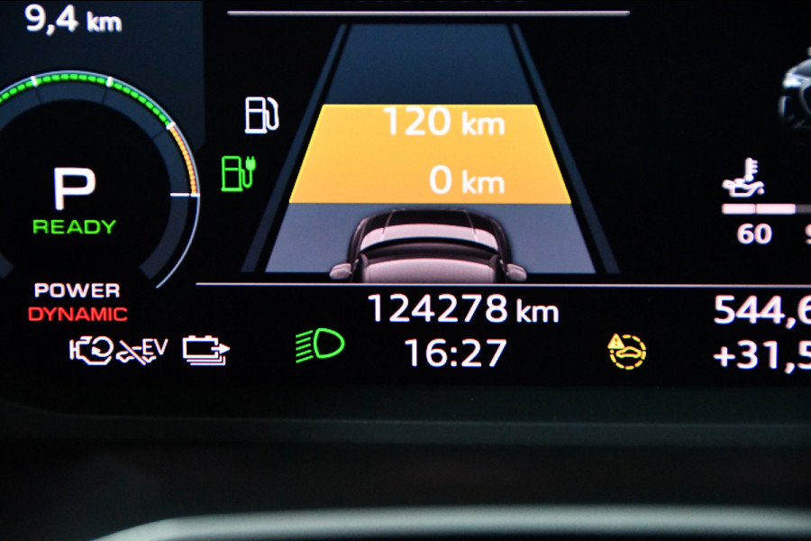 Audi Q3 Sportback 45 TFSI e S-Line PHEV, Pano, Maxton