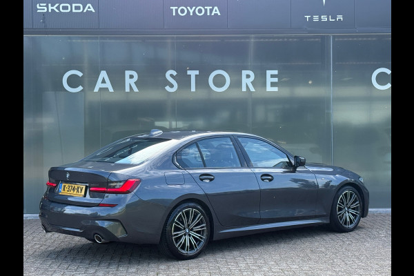 BMW 3-serie 320i High Executive M-Sport Dealer onderhouden