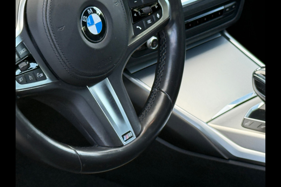 BMW 3-serie 320i High Executive M-Sport Dealer onderhouden