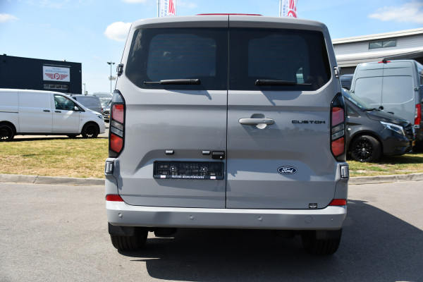 Ford Transit Custom 300 2.0 TDCI L1H1 Limited PB Edition Virtual, Camera, Cruise, Carplaym LED, Stoelverwarming, 136pk, Automaat, Luxe stoel, Sensoren, Multimedia, Uniek!