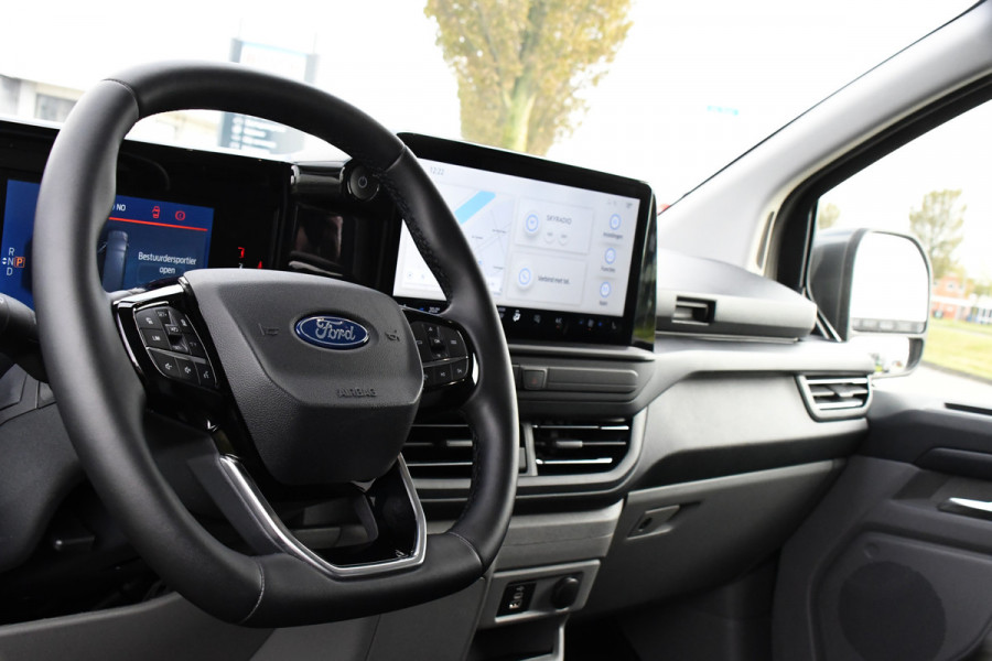Ford E-Transit Custom 340 L2H1 Limited 65 kWh Virtual, Adaptieve Cruise, Camera, Carplay, Stoelverwarming, LED, 218pk, NAVI, Uniek!