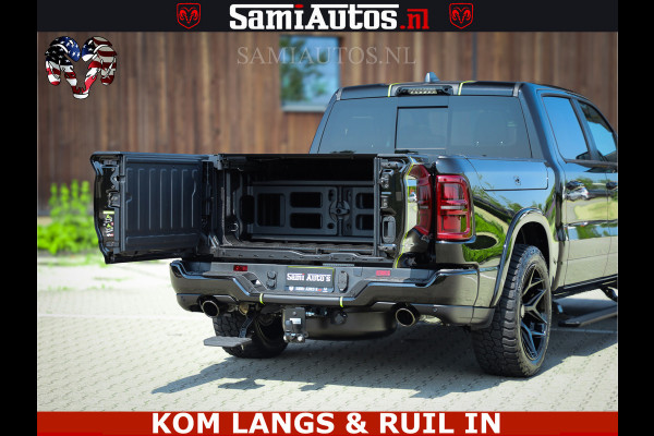 Dodge Ram Limited Night High Output 540HP 706Nm | Massage + Full Option | De Meest Luxe en Volle Pick-Up in zijn Klasse | Comfortabele Dubbele Cabine met Royale 5 Zitplaatsen | BPM vrij | Nu Leverbaar uit Voorraad | Voorraad Nr 2300 - 7689 | De specialist in Amerikaanse pick‑ups in Nederland en Europa.