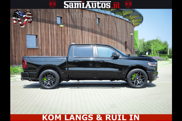Dodge Ram Limited Night High Output 540HP 706Nm | Massage + Full Option | De Meest Luxe en Volle Pick-Up in zijn Klasse | Comfortabele Dubbele Cabine met Royale 5 Zitplaatsen | BPM vrij | Nu Leverbaar uit Voorraad | Voorraad Nr 2300 - 7689 | De specialist in Amerikaanse pick‑ups in Nederland en Europa.