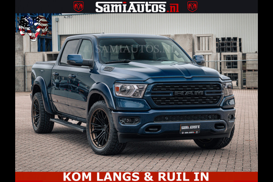 Dodge Ram SPORT | 5.7 V8 4x4 HEMI | PANORAMA DAK | GROOTSCHERM 12 INCH | LPG | Patriot Blue CREW CAB | DUBBELE CABINE | 5 PERSOONS | DC | VOORRAAD NR 2555 - 3325 | De specialist in Amerikaanse pick‑ups in Nederland en Europa.