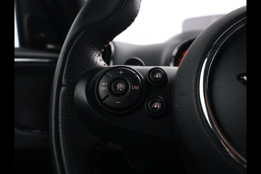 MINI Countryman 2.0 COOPER S 192 PK ALL4 JCW + ADAPTIVE CRUISE | PANORAMA | HEAD-UP | HK | CAMERA | STOELVERW. | KEYLESS