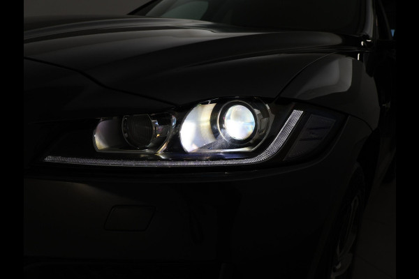 Jaguar F-Pace 2.0T 250 PK AWD R-SPORT + PANORAMA | ADAPTIVE CC | MERIDIAN AUDIO | STOELVERW. V+A | CAMERA