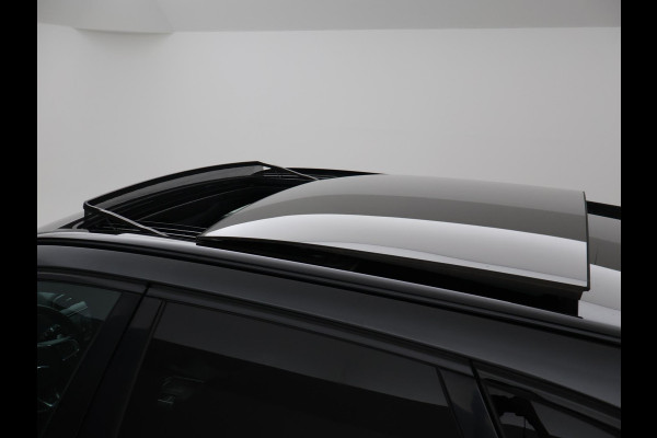 Jaguar F-Pace 2.0T 250 PK AWD R-SPORT + PANORAMA | ADAPTIVE CC | MERIDIAN AUDIO | STOELVERW. V+A | CAMERA