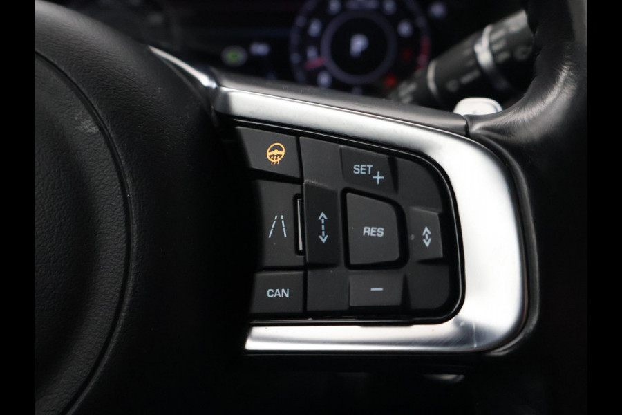 Jaguar F-Pace 2.0T 250 PK AWD R-SPORT + PANORAMA | ADAPTIVE CC | MERIDIAN AUDIO | STOELVERW. V+A | CAMERA