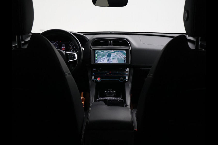 Jaguar F-Pace 2.0T 250 PK AWD R-SPORT + PANORAMA | ADAPTIVE CC | MERIDIAN AUDIO | STOELVERW. V+A | CAMERA