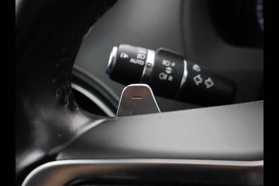 Jaguar F-Pace 2.0T 250 PK AWD R-SPORT + PANORAMA | ADAPTIVE CC | MERIDIAN AUDIO | STOELVERW. V+A | CAMERA