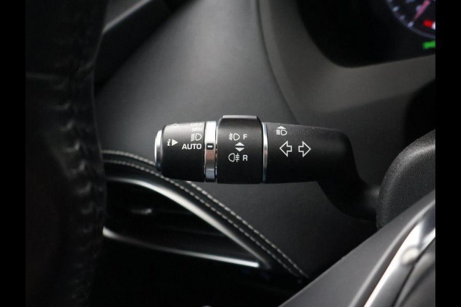 Jaguar F-Pace 2.0T 250 PK AWD R-SPORT + PANORAMA | ADAPTIVE CC | MERIDIAN AUDIO | STOELVERW. V+A | CAMERA