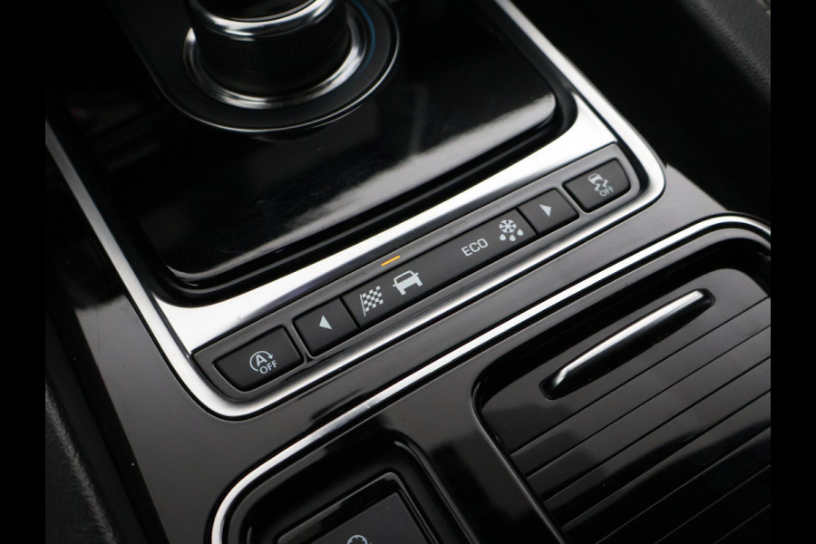 Jaguar F-Pace 2.0T 250 PK AWD R-SPORT + PANORAMA | ADAPTIVE CC | MERIDIAN AUDIO | STOELVERW. V+A | CAMERA