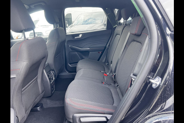 Ford Kuga 2.5 PHEV ST-Line 243 pk |  Wegklapbare trekhaak | 2.100 kg trekgewicht! | Winterpakket