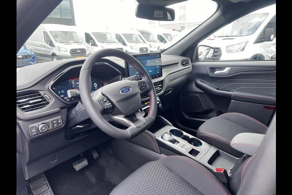 Ford Kuga 2.5 PHEV ST-Line 243 pk |  Wegklapbare trekhaak | 2.100 kg trekgewicht! | Winterpakket