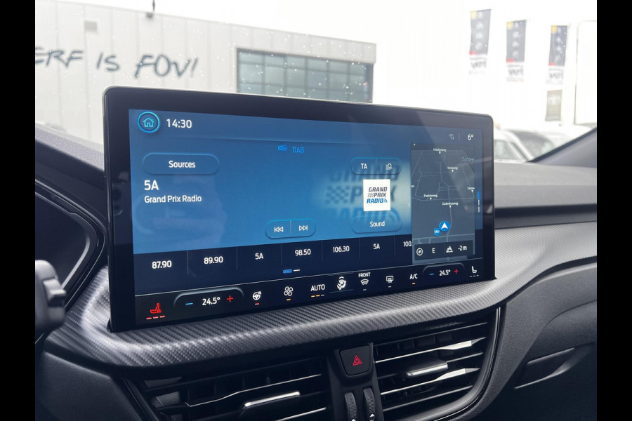 Ford Kuga 2.5 PHEV ST-Line 243 pk |  Wegklapbare trekhaak | 2.100 kg trekgewicht! | Winterpakket