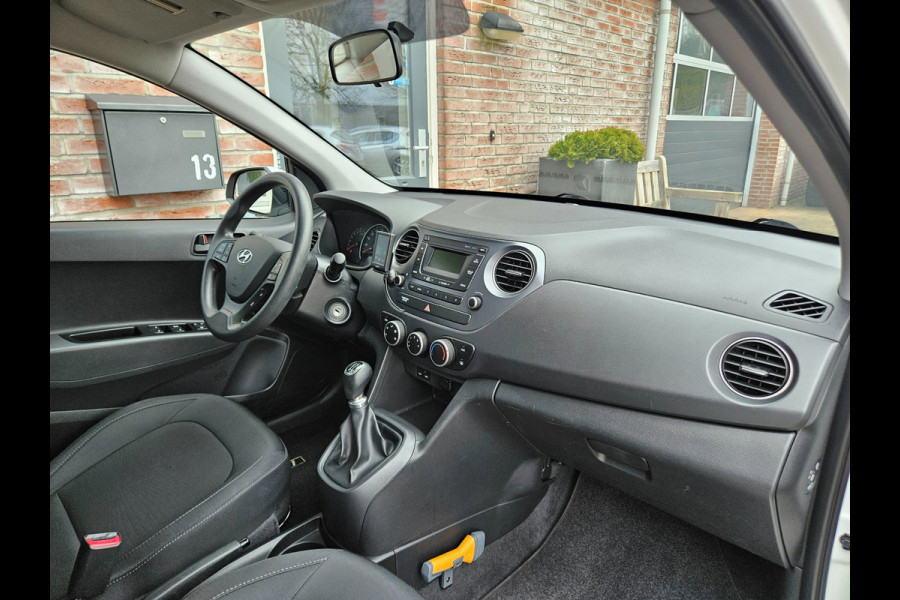 Hyundai i10 1.0i Comfort Airco! Cruise Control! NAP! Nette Auto!