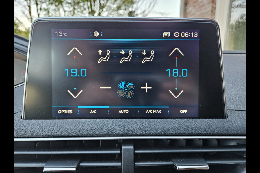 Peugeot 3008 1.2 PureTech Blue Lease Executive Camera! Airco/Clima! Cruise Control! Nette Auto! NAP! Dealer Onderhouden!