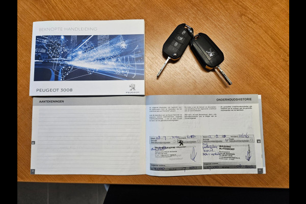 Peugeot 3008 1.2 PureTech Blue Lease Executive Camera! Airco/Clima! Cruise Control! Nette Auto! NAP! Dealer Onderhouden!