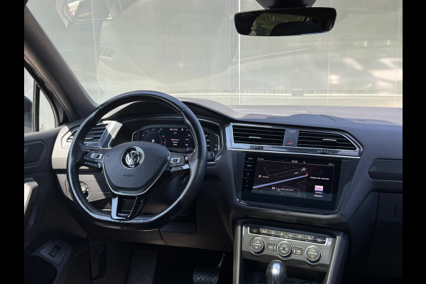 Volkswagen Tiguan Allspace 1.5 TSI Highline R-Line 7pers Pano|Leder|Stuurver|Dealer onderhouden