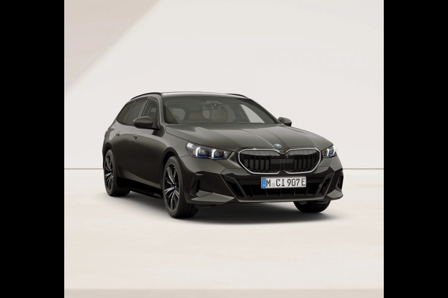 BMW 5 Serie Touring 550e xDrive - M-Sport Pro - Onderstel Prof - Bowers & Wilkins