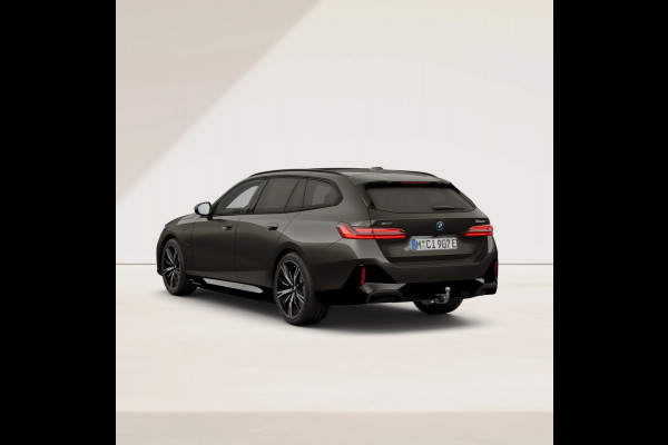 BMW 5 Serie Touring 550e xDrive - M-Sport Pro - Onderstel Prof - Bowers & Wilkins