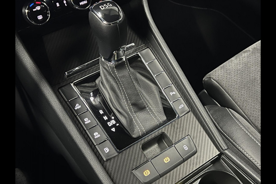 Škoda Superb Combi 1.4 TSI iV Sportline Business Trekhaak | Cruise control | Carplay | Stoelverwarming | Achteruitrijcamera | Navigatie | Keyless | Leder/Alcantara