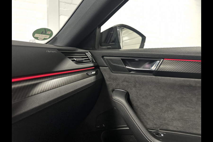 Škoda Superb Combi 1.4 TSI iV Sportline Business Trekhaak | Cruise control | Carplay | Stoelverwarming | Achteruitrijcamera | Navigatie | Keyless | Leder/Alcantara
