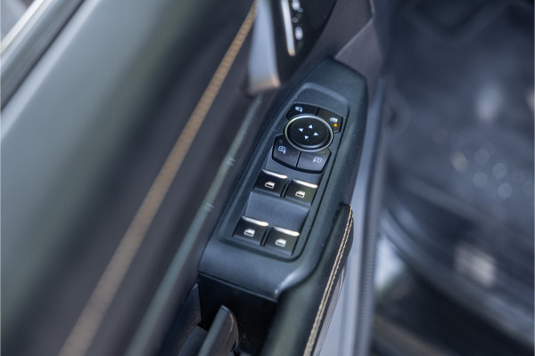 Ford Ranger 2.0 EcoBlue Wildtrak | Grijs kenteken | ACC | 360 Camera | Bang & Olufsen | Dodehoek detector | Trekhaak | Stoelverwarming | CarPlay | Navigatie | Nieuwe APK | BPM Vrij