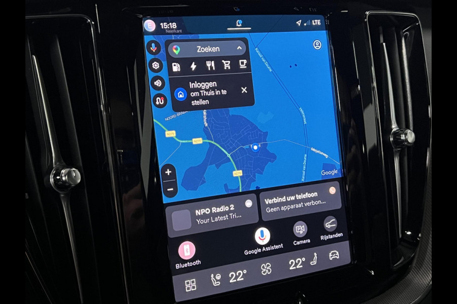 Volvo XC60 2.0 T8 Plug-in hybrid AWD Plus Dark Luchtvering | Trekhaak | Adapt. cruise | Open dak | 360 camera | Harman/Kardon | Stuur-/Stoelverwarming