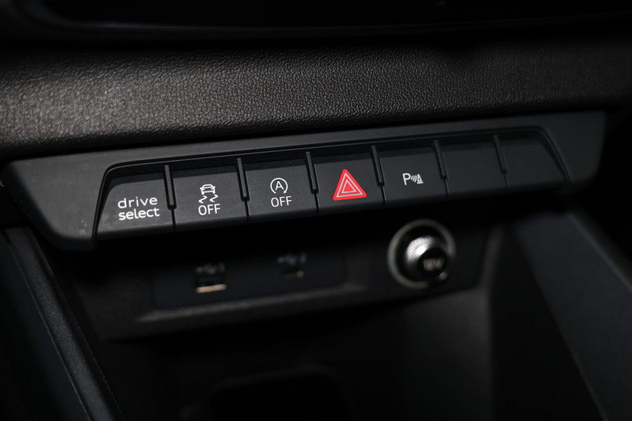 Audi A1 Sportback 30 TFSI Advanced epic AUTOM CARPLAY CLIMA VIRTUAL CRUISE "19