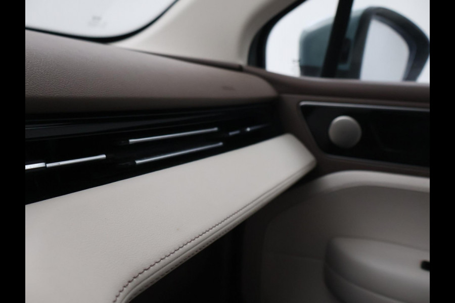Aiways U5 63kWh 204 PK AUT. 100% ELEKTRISCHE SUV ZEER RUIM EN VEEL LUXE