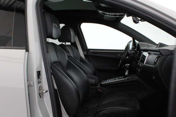 Porsche Macan 2.9 GTS > Pano.schuif/Sport-chrono/Luchtvering/21inch