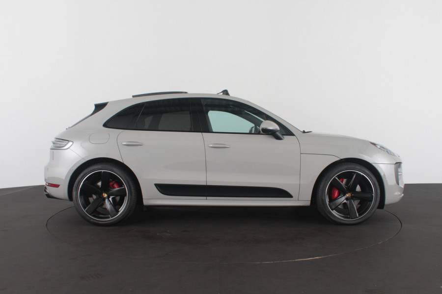 Porsche Macan 2.9 GTS > Pano.schuif/Sport-chrono/Luchtvering/21inch