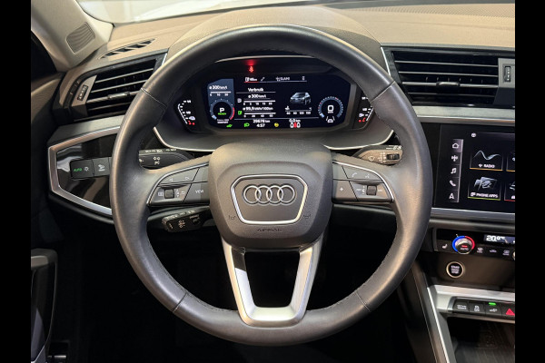 Audi Q3 Sportback 45 TFSI e S Edition 20"/Adaptieve cruise/Dodehoek/LED/Elektrische klep/Keyless/Stoelverwarming/PDC v+a/Apple Carplay & Android Auto