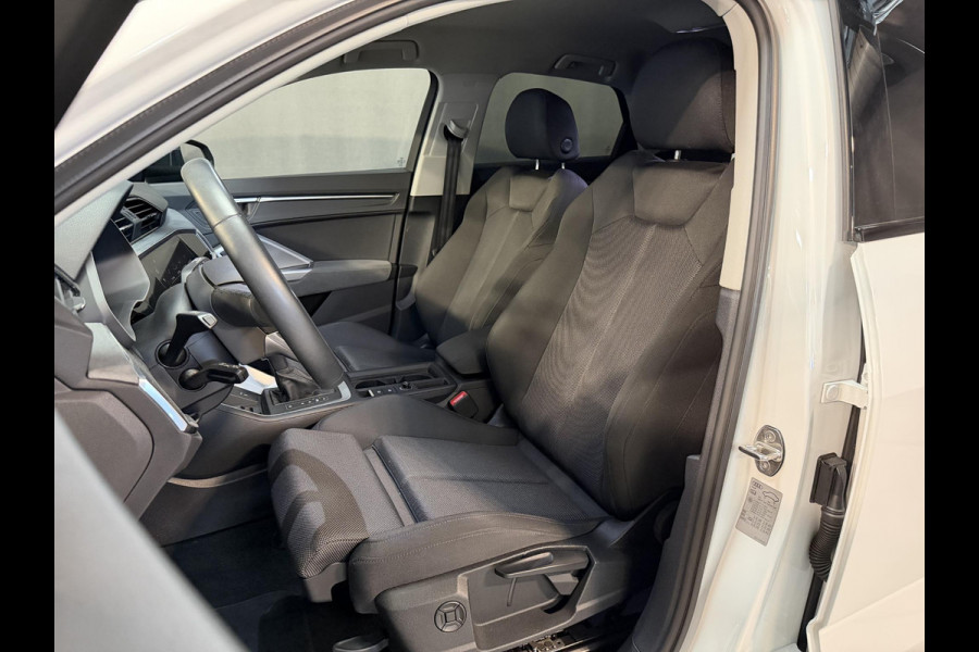 Audi Q3 Sportback 45 TFSI e S Edition 20"/Adaptieve cruise/Dodehoek/LED/Elektrische klep/Keyless/Stoelverwarming/PDC v+a/Apple Carplay & Android Auto