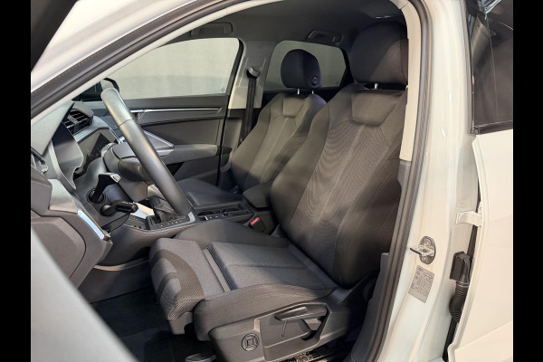 Audi Q3 Sportback 45 TFSI e S Edition 20"/Adaptieve cruise/Dodehoek/LED/Elektrische klep/Keyless/Stoelverwarming/PDC v+a/Apple Carplay & Android Auto