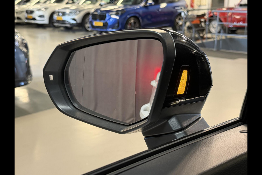Audi Q3 Sportback 45 TFSI e S Edition 20"/Adaptieve cruise/Dodehoek/LED/Elektrische klep/Keyless/Stoelverwarming/PDC v+a/Apple Carplay & Android Auto