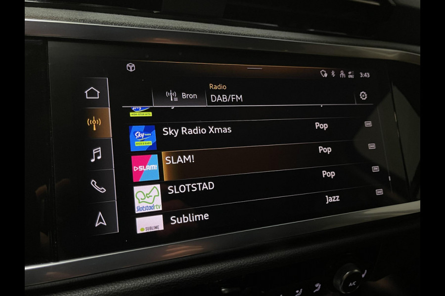 Audi Q3 Sportback 45 TFSI e S Edition 20"/Adaptieve cruise/Dodehoek/LED/Elektrische klep/Keyless/Stoelverwarming/PDC v+a/Apple Carplay & Android Auto