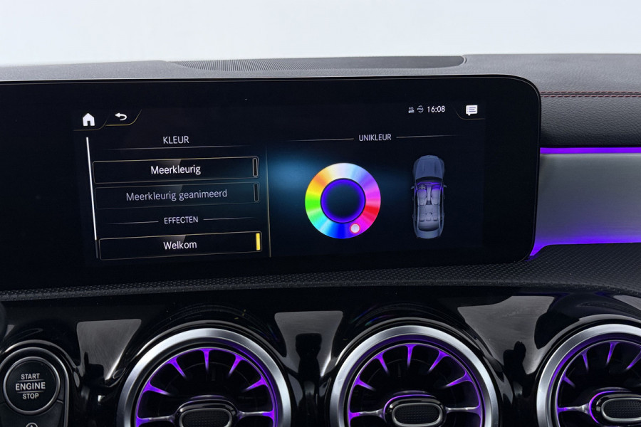 Mercedes-Benz CLA-Klasse 200 Business Solution AMG (PANORAMADAK, STOELVERWARMING, SFEERVERLICHTING, CAMERA, CRUISE CONTROL)