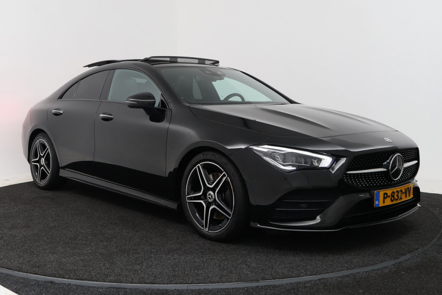 Mercedes-Benz CLA-Klasse 200 Business Solution AMG (PANORAMADAK, STOELVERWARMING, SFEERVERLICHTING, CAMERA, CRUISE CONTROL)