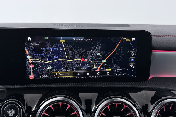 Mercedes-Benz CLA-Klasse 200 Business Solution AMG (PANORAMADAK, STOELVERWARMING, SFEERVERLICHTING, CAMERA, CRUISE CONTROL)