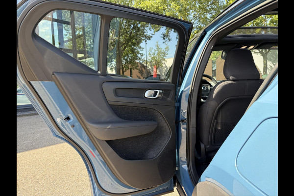 Volvo XC40 Recharge Ultimate 70 kWh SOH 97% | WARMTEPOMP | PANORAMADAK | ELEKTRISCHE TREKHAAK | 360° CAMERA | HARMAN KARDON | STOEL- & STUURVERWARMING | ELEKTRISCHE STOELEN MET GEHEUGEN | VOLVO DEALER ONDERHOUDEN | ALL-IN-PRIJS |