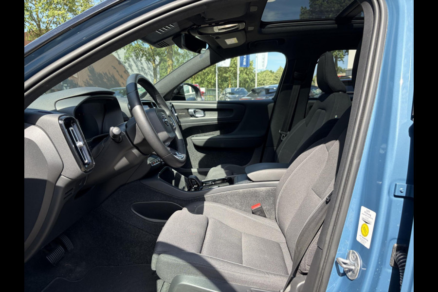 Volvo XC40 Recharge Ultimate 70 kWh SOH 97% | WARMTEPOMP | PANORAMADAK | ELEKTRISCHE TREKHAAK | 360° CAMERA | HARMAN KARDON | STOEL- & STUURVERWARMING | ELEKTRISCHE STOELEN MET GEHEUGEN | VOLVO DEALER ONDERHOUDEN | ALL-IN-PRIJS |