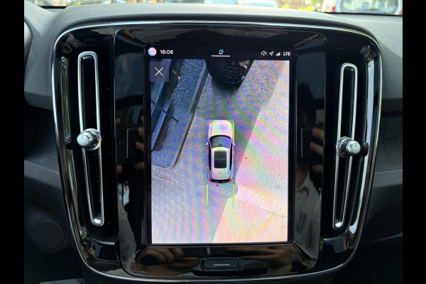 Volvo XC40 Recharge Ultimate 70 kWh SOH 97% | WARMTEPOMP | PANORAMADAK | ELEKTRISCHE TREKHAAK | 360° CAMERA | HARMAN KARDON | STOEL- & STUURVERWARMING | ELEKTRISCHE STOELEN MET GEHEUGEN | VOLVO DEALER ONDERHOUDEN | ALL-IN-PRIJS |