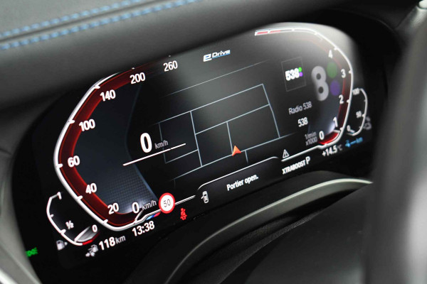 BMW X3 xDrive30e M-Sport M-zetels Pano HUD 360 Adp-demping