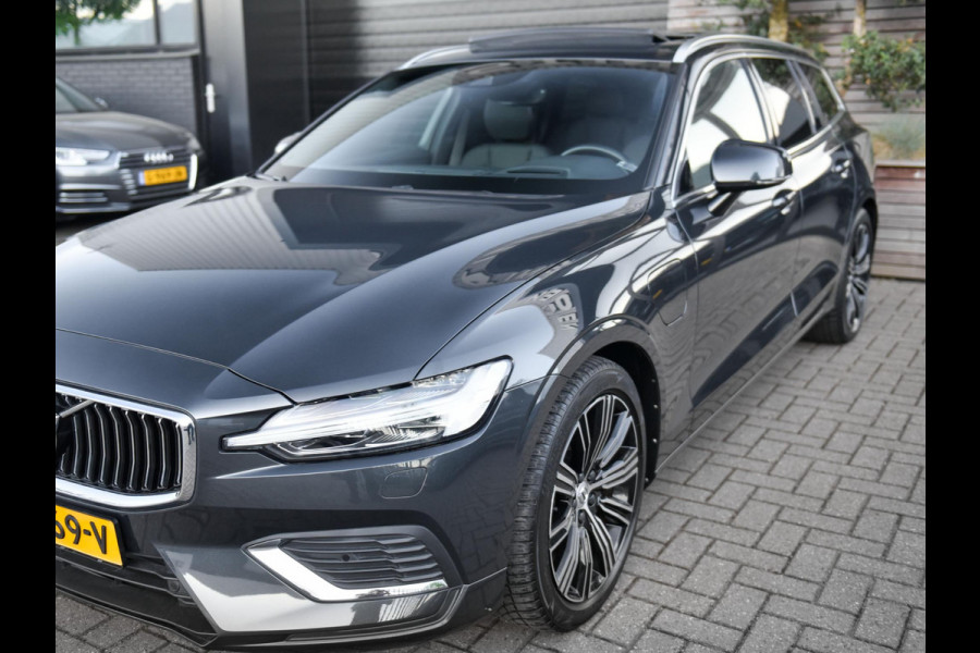 Volvo V60 2.0 T6 Twin Engine AWD Inscription Schuifdak Harman Kardon Trekhaak Adaptive cruise control