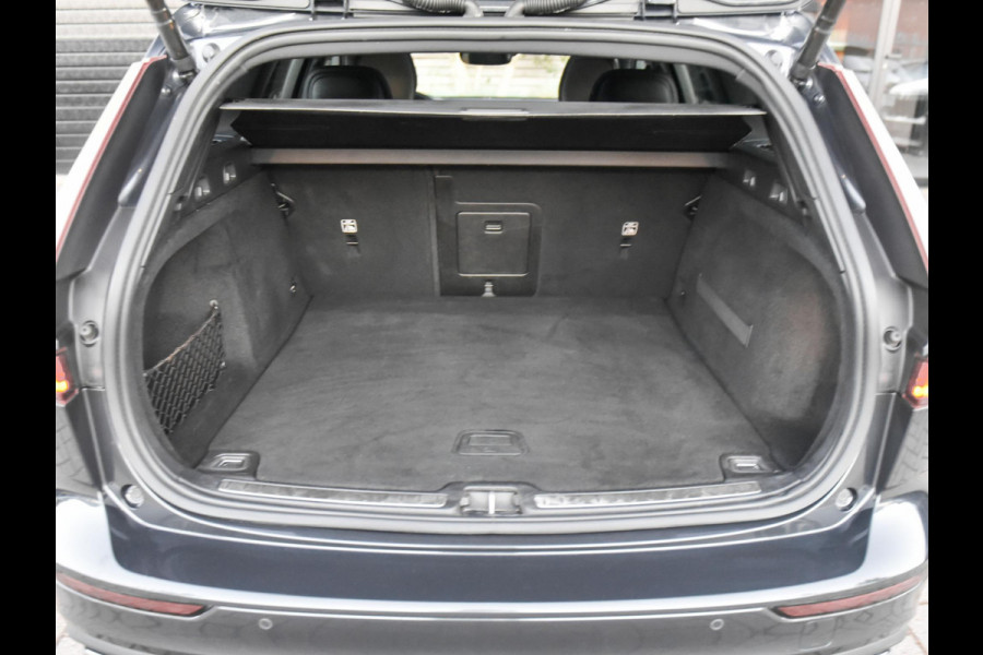 Volvo V60 2.0 T6 Twin Engine AWD Inscription Schuifdak Harman Kardon Trekhaak Adaptive cruise control