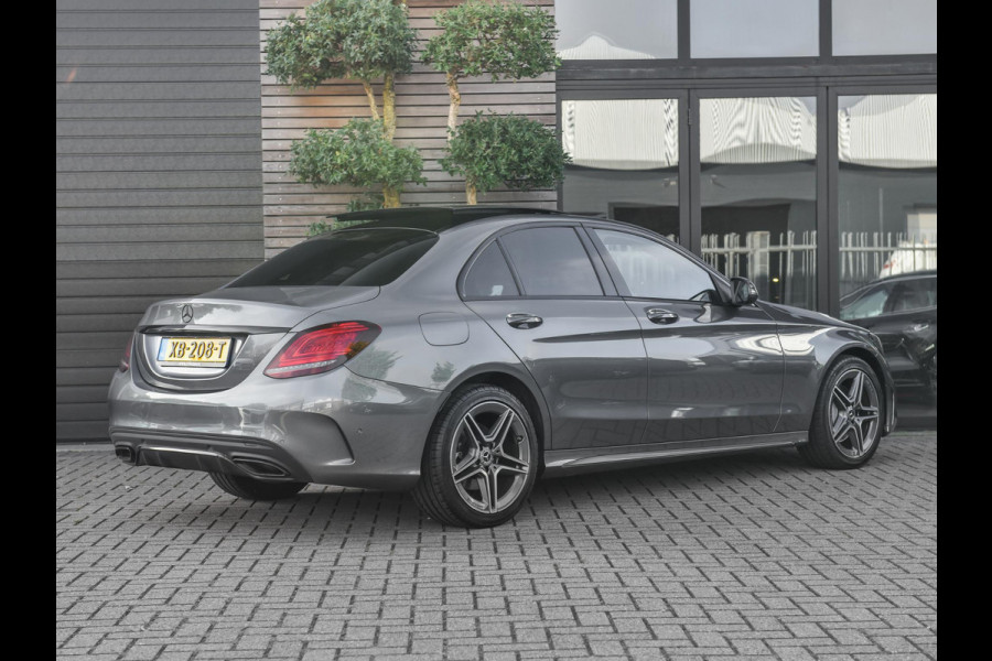 Mercedes-Benz C-Klasse 160 Business Solution AMG Panoramadak Digitaal display Alcantara Navi Carma