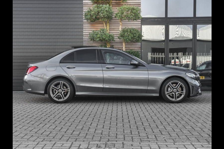 Mercedes-Benz C-Klasse 160 Business Solution AMG Panoramadak Digitaal display Alcantara Navi Carma